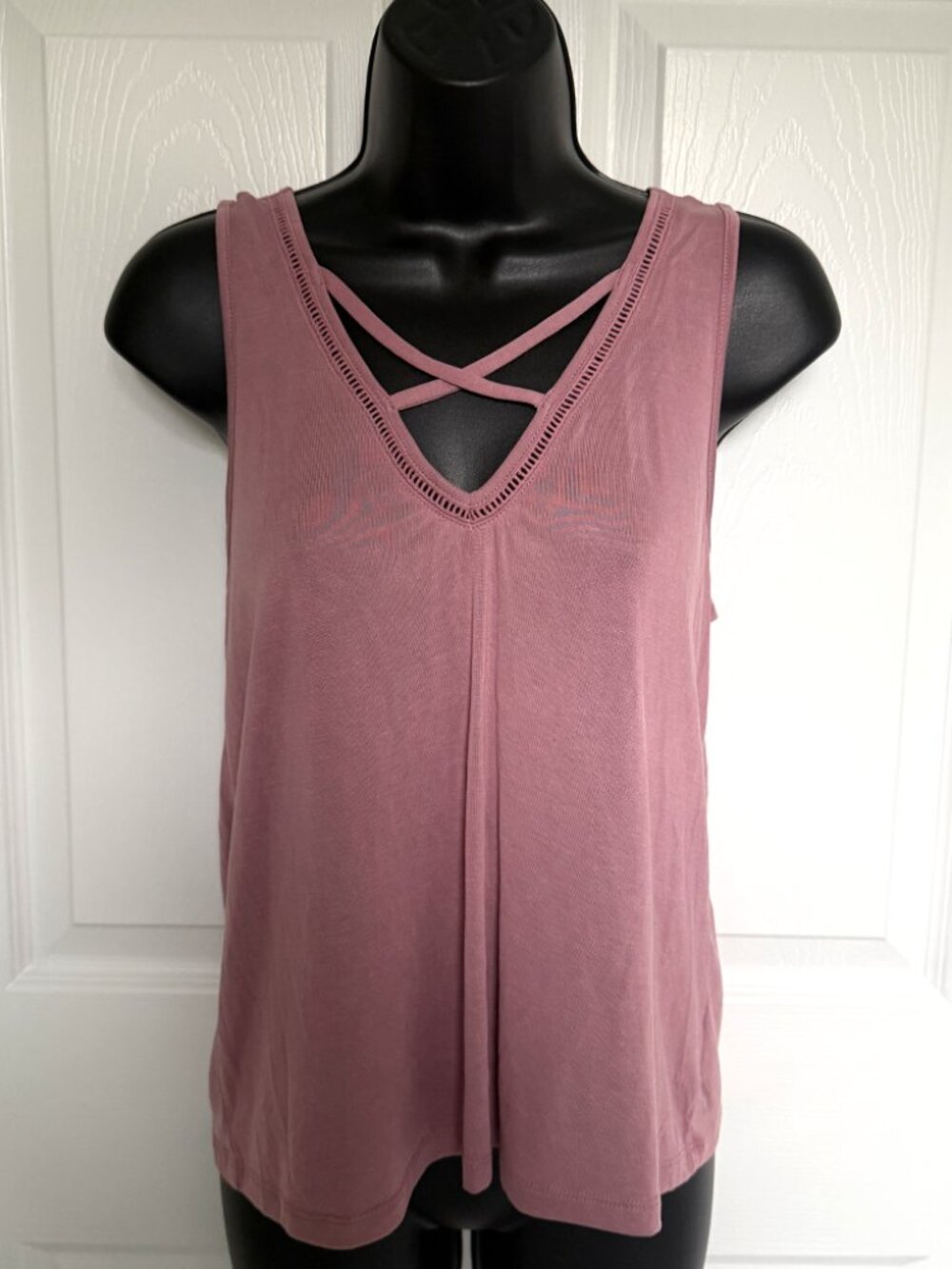 American Eagle Outfitters Soft & Sexy Sueded Tank Top - Mauve Pink / Small